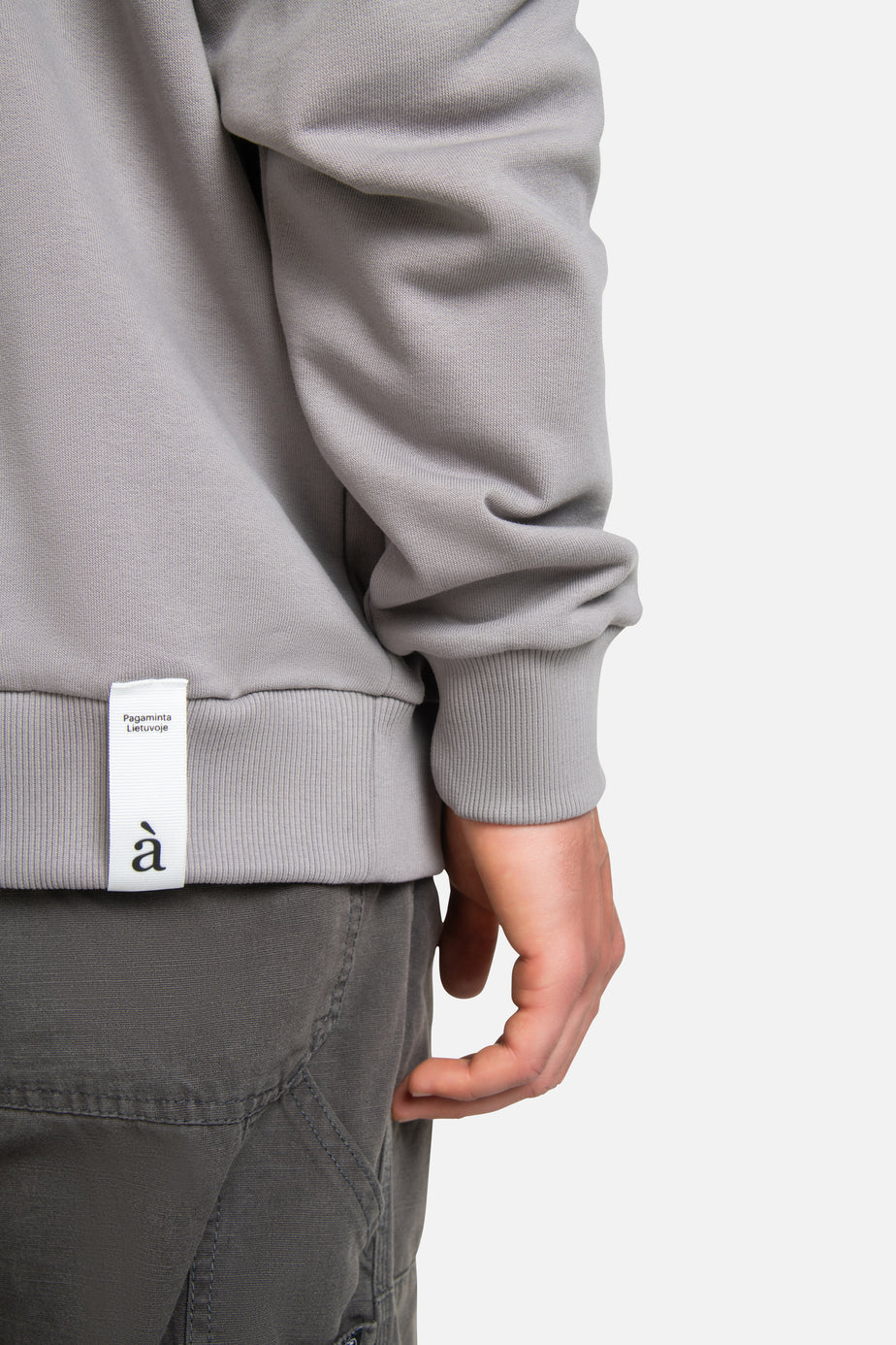 labàdienà Sweatshirt