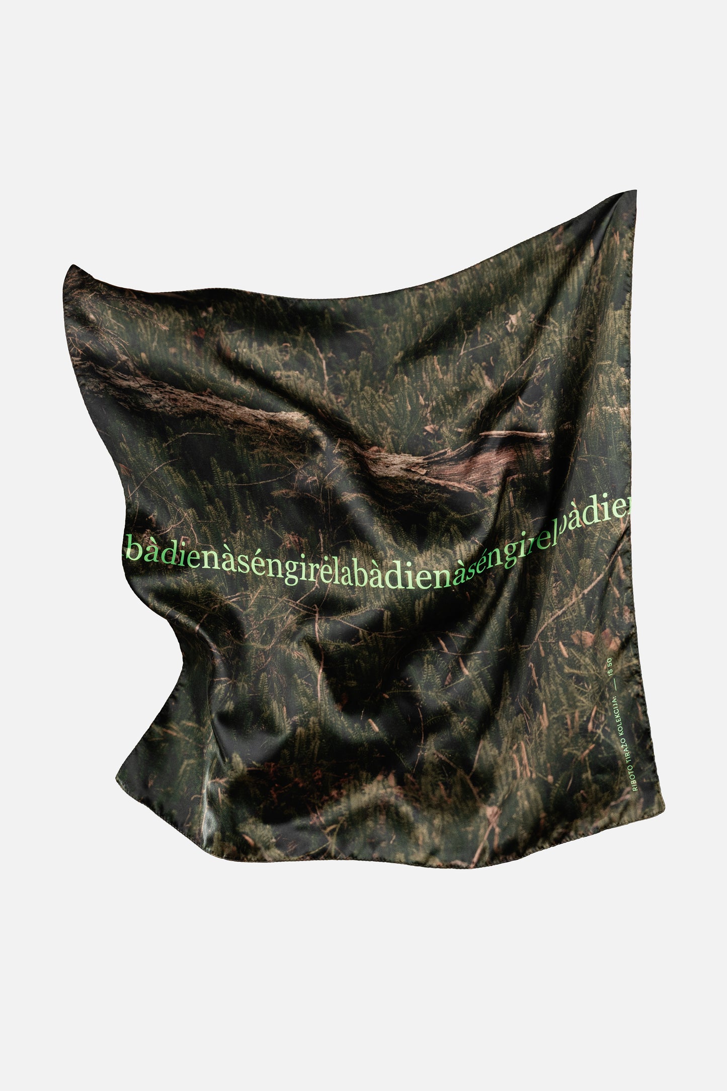 labàdienà X Sengirės Fondas scarf